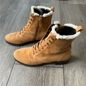 Kate Spade boots ankle Lug Sole boots women brown Faux leather Size 7B